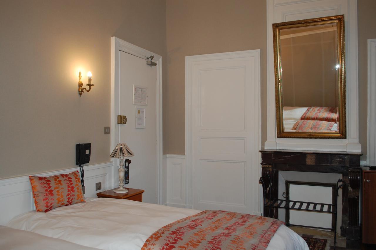 Logis Hotel L'europe Pontivy Extérieur photo